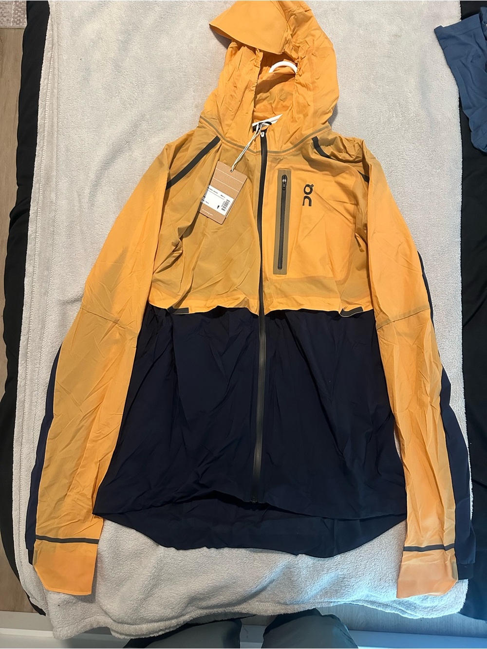 On Running Men's Weather Jacket - L